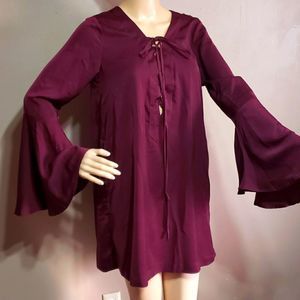 JRoberts polyester deep purple,  bell sleeves, tie up front, tunic,  sz L